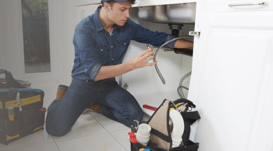 Expert burst pipe repair services in Oviedo, FL